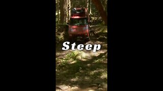 Steep - Jeep Cherokee XJ Steep Drop to a Creek Crossing in the Pennsylvania Wilderness #shorts
