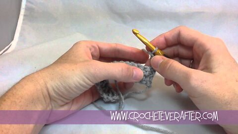 Double Crochet Tutorial #2: DC into the First Stitch of the Row