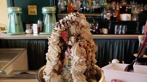 The 10-pound sundae you can eat in Arizona - ABC15 Things To Do