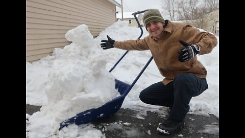 How to shovel your driveway in half the time.- THE BEST SHOVEL EVER!