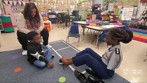 Winter Haven student born without arms inspires younger students through JROTC