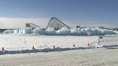 Stunning 'ice castle' opens January in Wisconsin Dells