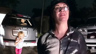 Mom Leaves Kids In Car To Drink At The Bar !!