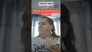 ŠTĚDRÝ DEN: Uvidím dnes večer ZLATÉ PRASE!? 😲🤣 #funny #tiktok #shorts #christmas #vánoce