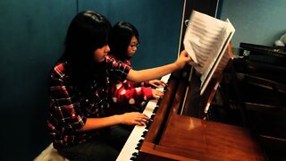 Sleigh Ride - Piano Duet, Anita & Kiki