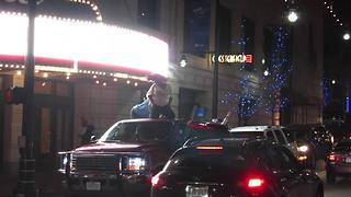 Downtown Kansas City explodes as Royals win World Series