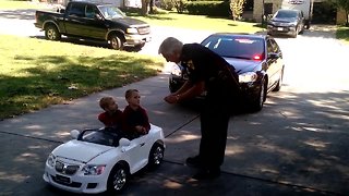 Portage Police Chief pulls over kids in toy car