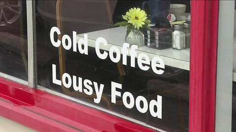 Fast Teddy's in Tonawanda succeeds with 'cold coffee' and 'lousy food'