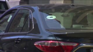 Coronavirus pandemic affecting bottom line for Uber, Lyft drivers