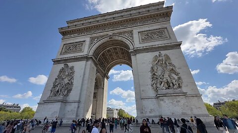 Live from the Arc de Triomphe!