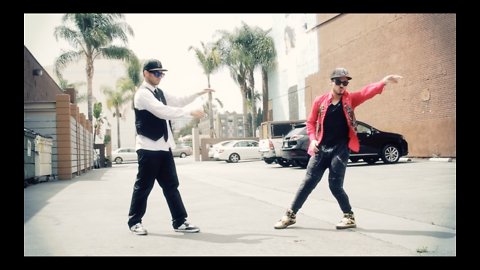 Mind-blowing dubstep dance moves to Michael Jackson's 'Beat It'