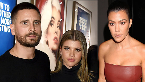 Kourtney Kardashian Has Dinner With Sofia Richie & Scott Disick