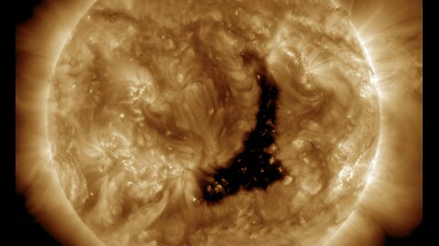Solar Coronal Hole, Galactic Current Sheet | S0 News Dec.3.2023