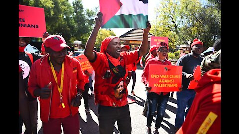 BREAKING NEWS!! South Africa's EFF backs terrorist Hamas demonstrating outside Israel's Embassy