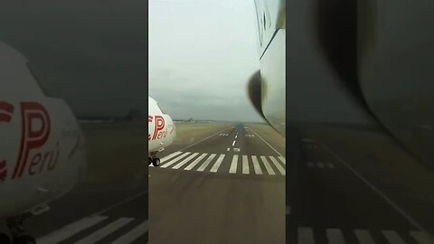 Rare Engine View landing at Lima🇵🇪