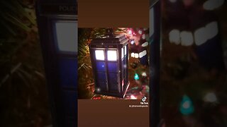 🎄 #CHRISTMAS #TARDIS #HOLIDAYS #CHRISTMASTREE 🎄 #DOCTORWHO #TRAVELINGTARDIS #SUBSCRIBE #SHORT