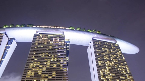 Stunning time-lapse featuring Singapore at night