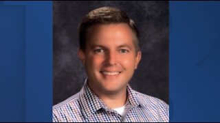 CCSD teacher recognized as community hero