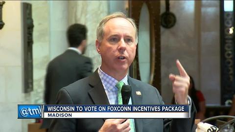 Lawmakers expected to vote on Foxconn package