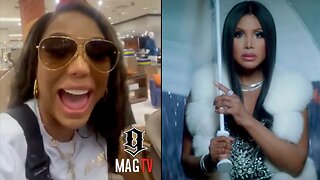 Tamar Braxton Goes Off Singing Sister Toni's "Long As I Live" While Shopping At Niemans! 🗣