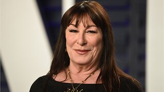 Why Did Jacki Weaver Say Anjelica Huston "Can Go F--- Herself"?