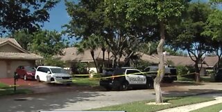 Police, crime scene investigators respond to Boca Raton neighborhood