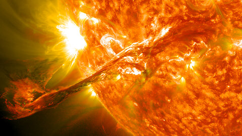 Sun: Magnificent Eruption