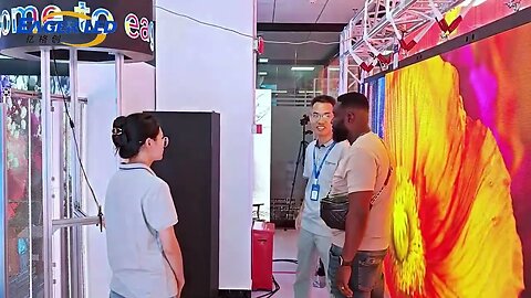 EagerLED LED display factory warmly welcome Ghana customers to visit/led screen installation company