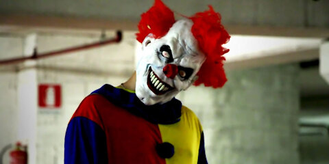 funny killer clown prank 😂🏃‍♂️ New🔥