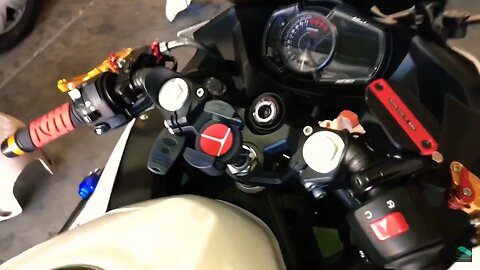 2020 NINJA 400: TECHMOUNT MOTORCYCLE UNIVERSAL PHONE MOUNT: UNBOXING,REVIEW AND INSTALL