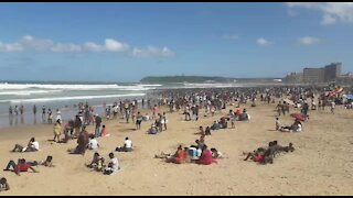 SOUTH AFRICA - Durban - December 16 beach day (Video) (h5Y)