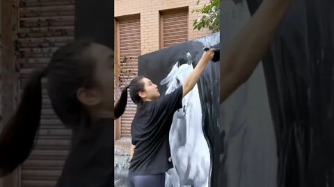 Amazing Chinese Girl Is Not Only Cute But Can Paint With The Best (Part 2)