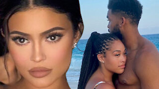 Kylie Jenner Posts CRYPTIC Message To Jordyn Woods And New Boyfriend Karl-Anthony Towns!