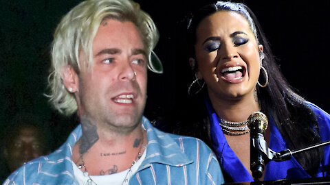 Demi Lovato REBOUNDS From Cry Baby Max Ehrich With Bella Thorne’s Ex, Mod Sun!