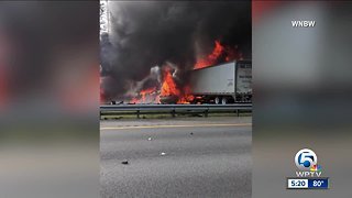 6 killed in fiery crash