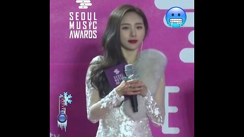 Shivering Cold | Girl (event hosts) | Jang Dong (장동윤, 제28회 서울가요대상 레드카펫 ) | K-pop | Red carpet cold