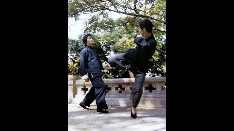 Cross kick Studio Films Bruce Lee Enter The Dragon