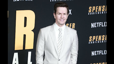 Mark Wahlberg reveals his weight-gain plan: he wants to put on 30 pounds!