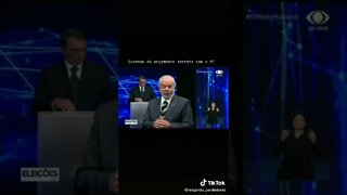 Lula nervoso em debate se atrapalha