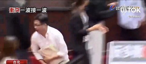 TAIWAN PARLIAMENT MEMBER⛩️📑🚶🏻STEALS BILL TO PREVENT FROM BEING PASSED🗂️🏢💫