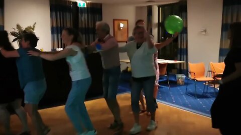 Polonaise met De Mobiele DJ - Bruiloft Huwelijk Verjaardag Tuinfeest