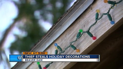 Grinch swipes decorations from Beaver Dam park for the second year in a row