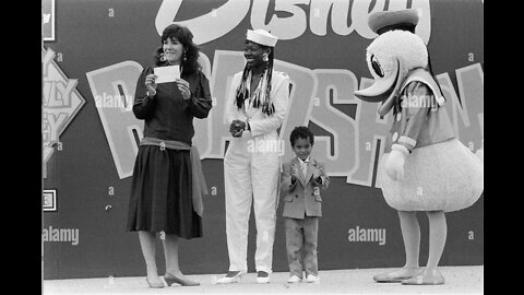 Ghislaine Maxwell presented a cheque for £2000 for the save the children fund.13th September 1985.