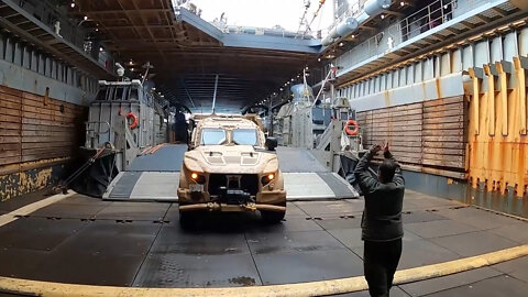 USS Ashland (LSD 48) participates in Exercise Balikatan 22