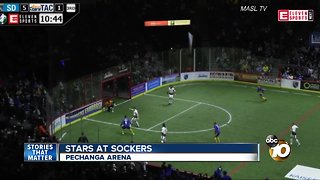 Landon Donovan makes his indoor soccer debut with San Diego Sockers