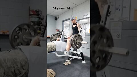 275lbs x 13 reps, Crazy 🤪 old man