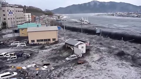 Japan Tsunami Footage (Compilation)