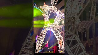 Upcoming Montréal cirque with giants invading downtown #montreal