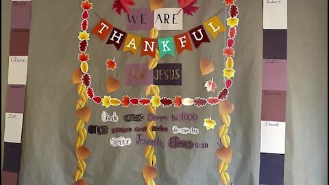 En el mes de Noviembre nuestros niños aprendieron que debemos dar Gracias a Dios en todo.
