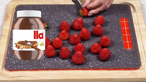Nutella & Strawberry Filled Puff Pastry